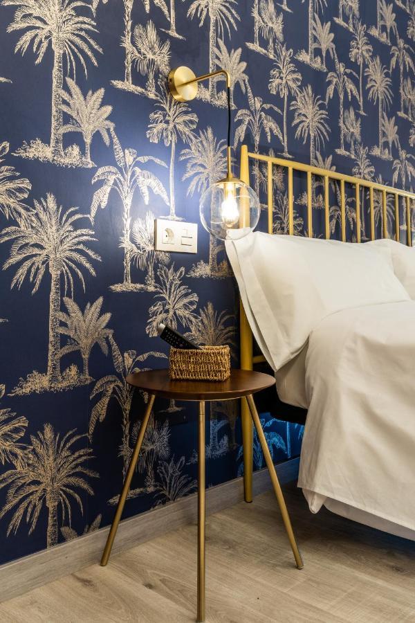Four Rooms Hostel ลูโก ภายนอก รูปภาพ