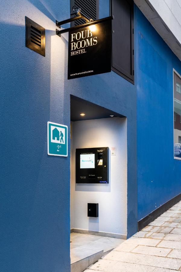 Four Rooms Hostel ลูโก ภายนอก รูปภาพ